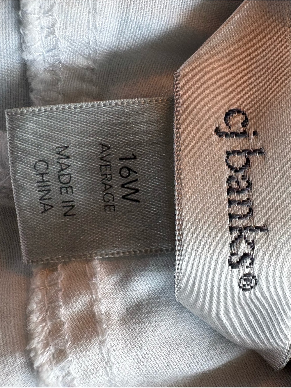 CJ Banks White Womens Pull-On Cargo Shorts - Picture 4 of 6